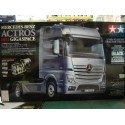 Tamiya Mercedes-Benz Actros 1851 GIGASPACE Black Edition