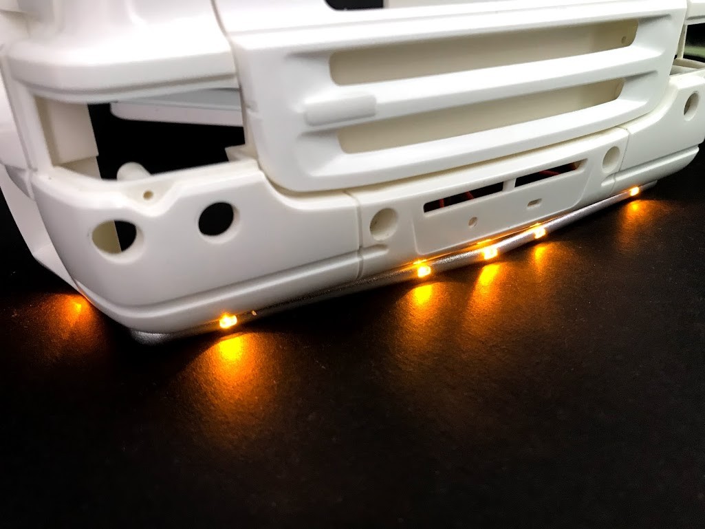 Reality Front Bumper LED Lightbar DIY Kit for Tamiya 1/14 Scania R470